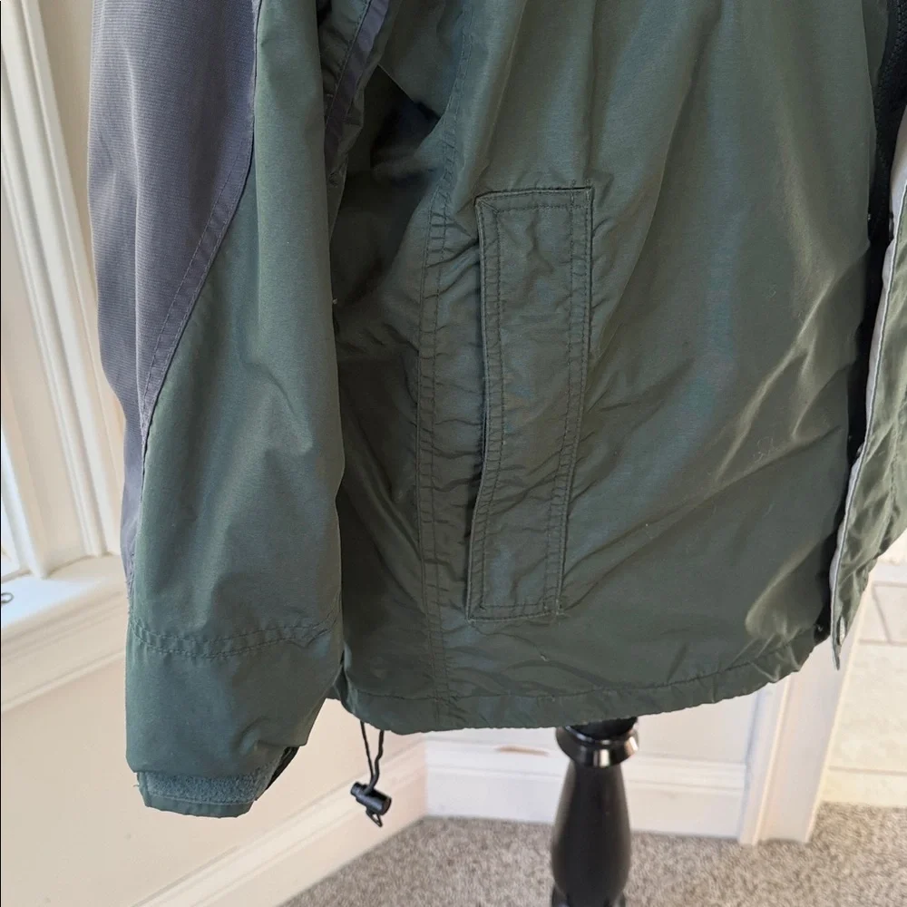 Columbia Bugaboo Fleece Interchange jacket in green and gray, Large, VGUC